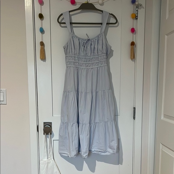 Aritzia Sunday Best midi dress - Picture 1 of 2